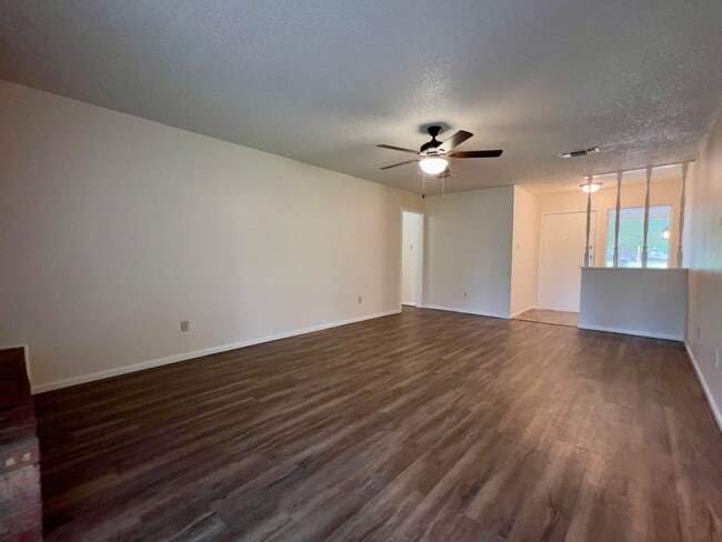 Photo - Fully Updated 3/2/2 in West Lubbock