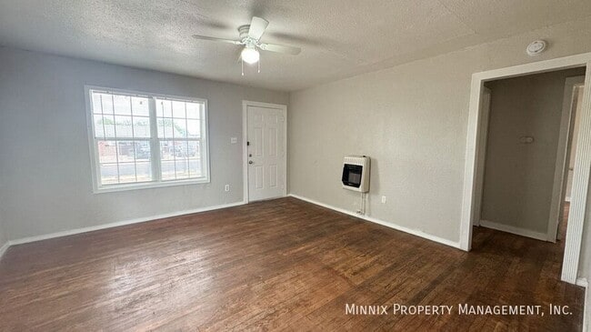 Photo - 2309 2nd Pl