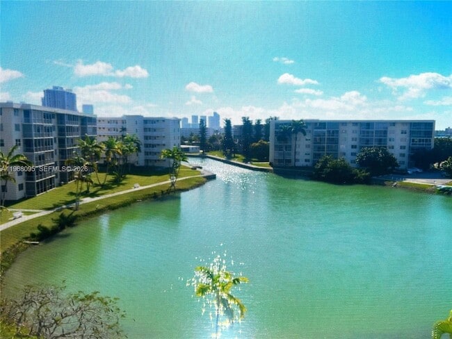 Photo - 2851 Leonard Dr Unit J502