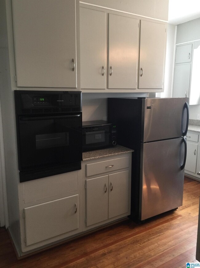 Photo - 1412 Smolian Pl Unit B
