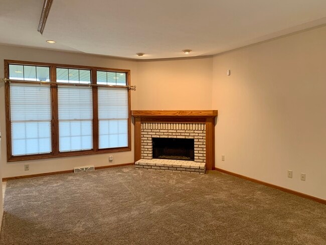 Photo - 2014 E Main St