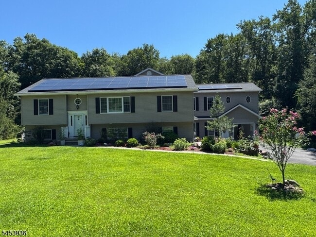 Photo - 32 Woodland Dr