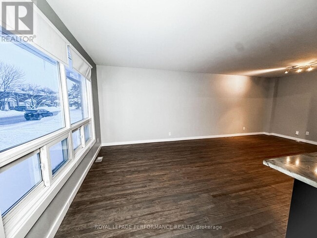 Photo - 726 Cummings Ave.