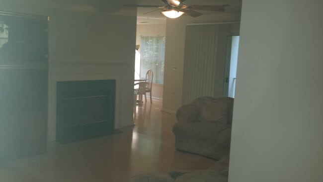 Photo - 105 Timberbrook Ln Unidad 102