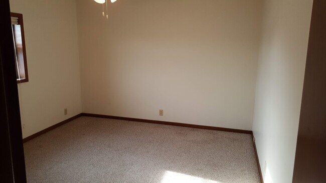 Photo - 202 W 5th St Apartments Unit 23
