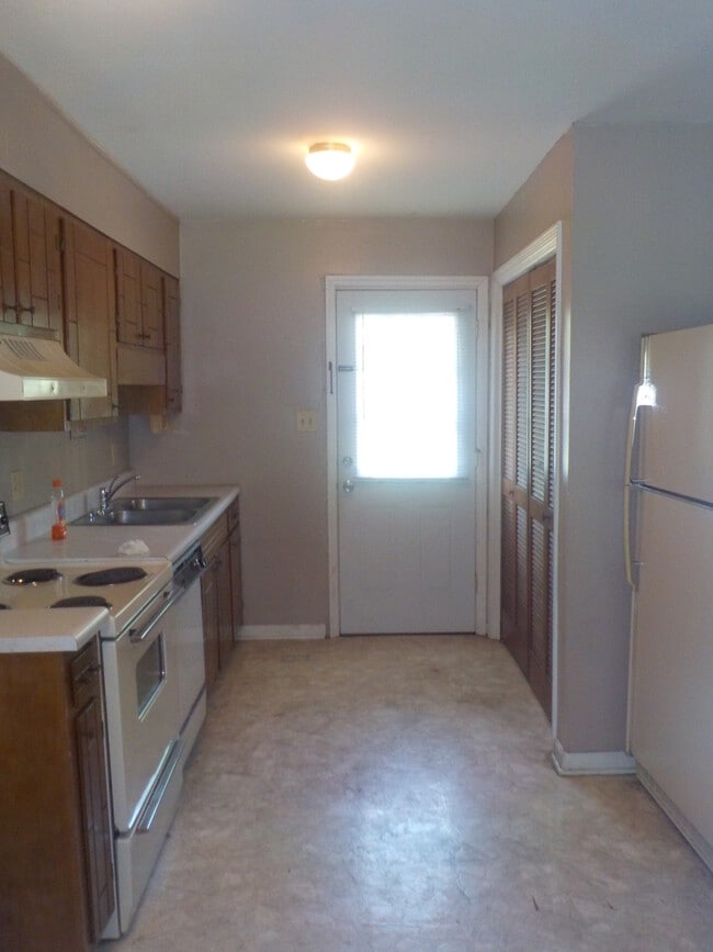 Photo - 2785 Vance Dr Unit 2785 Vance Dr NW Apt # 4