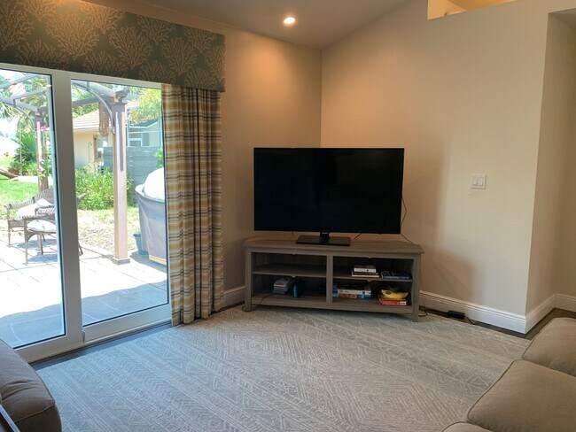 3727 Egret Dunes Dr