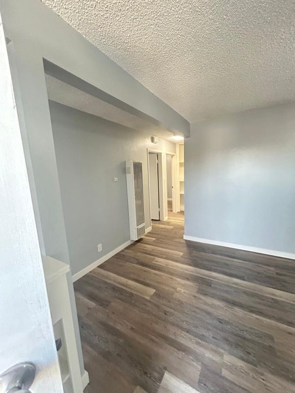 Photo - 317 1/2 Warren Lane Casa