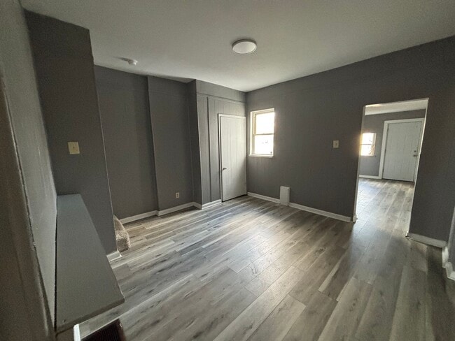 310 E 16th Ave