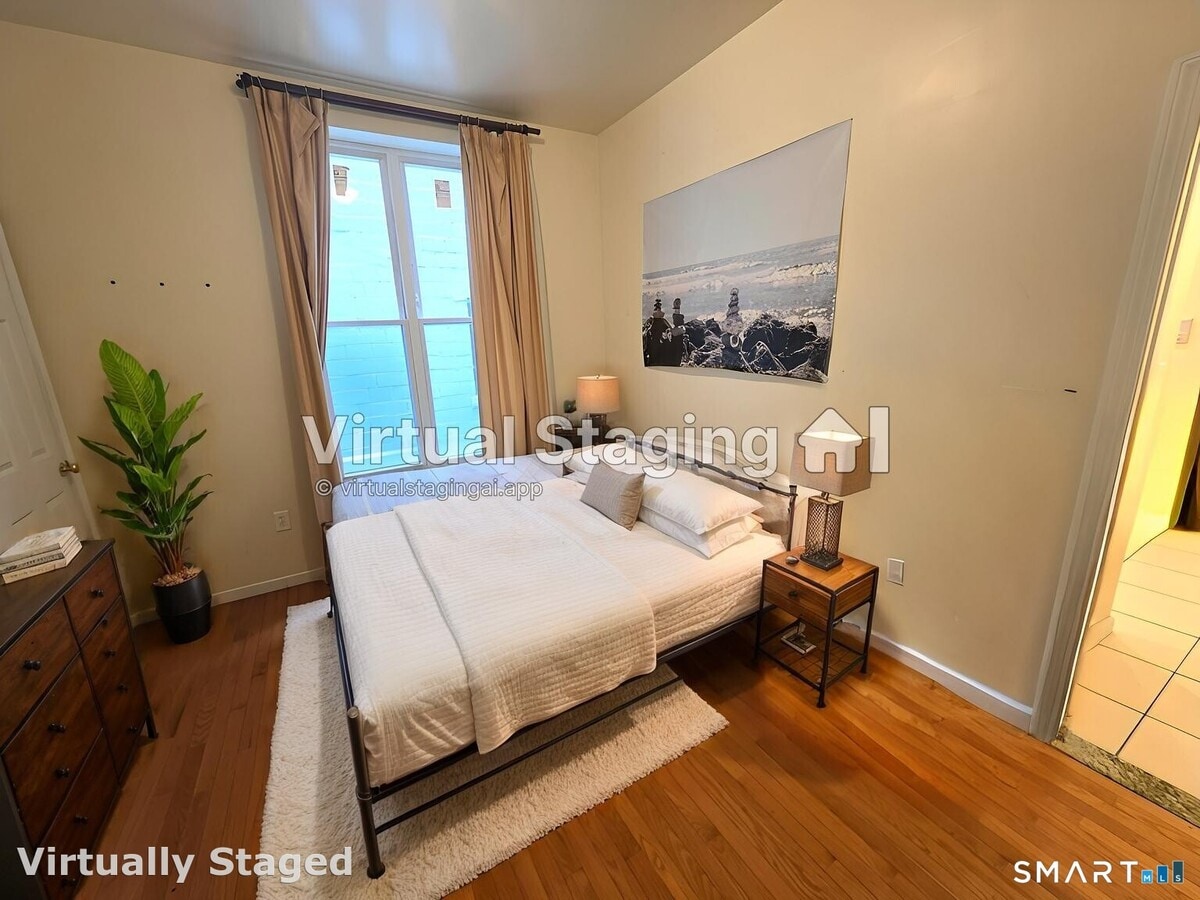 Photo - 71-73 Whitney Ave Unidad 3