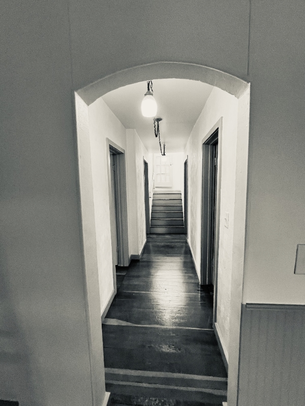 Photo - 105 E 12th St