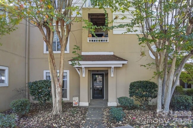 Photo - 18009 Kings Point Dr Unit M