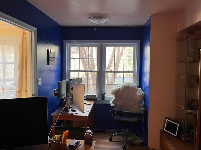 Photo - 101 Barbary Ct