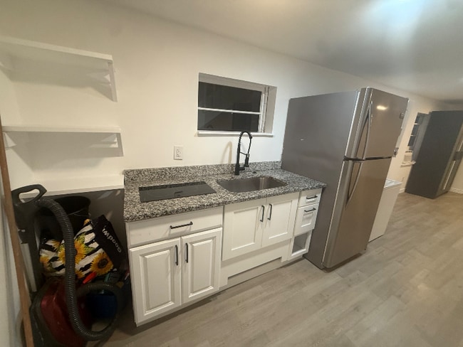 Photo - 10710 Rosehaven St