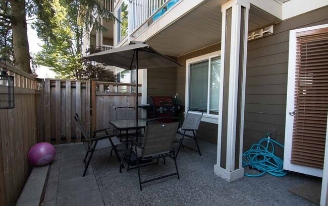 Photo - 937 N 200th St Unit B102