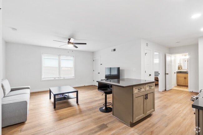 Interior Photo - The Courtyard on 4th Rental