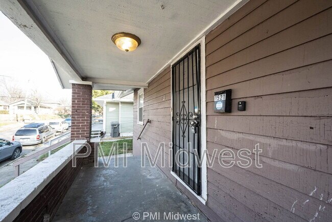 Photo - 1521 N Tacoma Ave