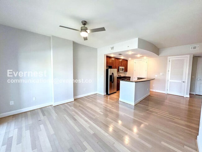 Photo - Modern Downtown Richmond 1BR Condo with In... Unit 1207