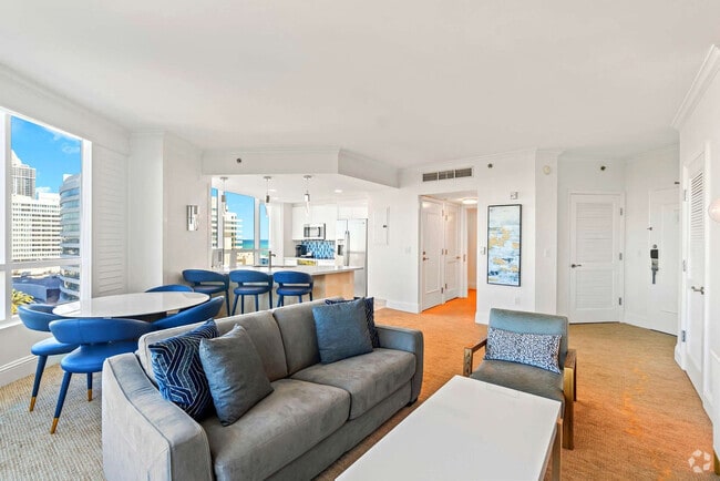 Building Photo - 4441 Collins Ave Rental