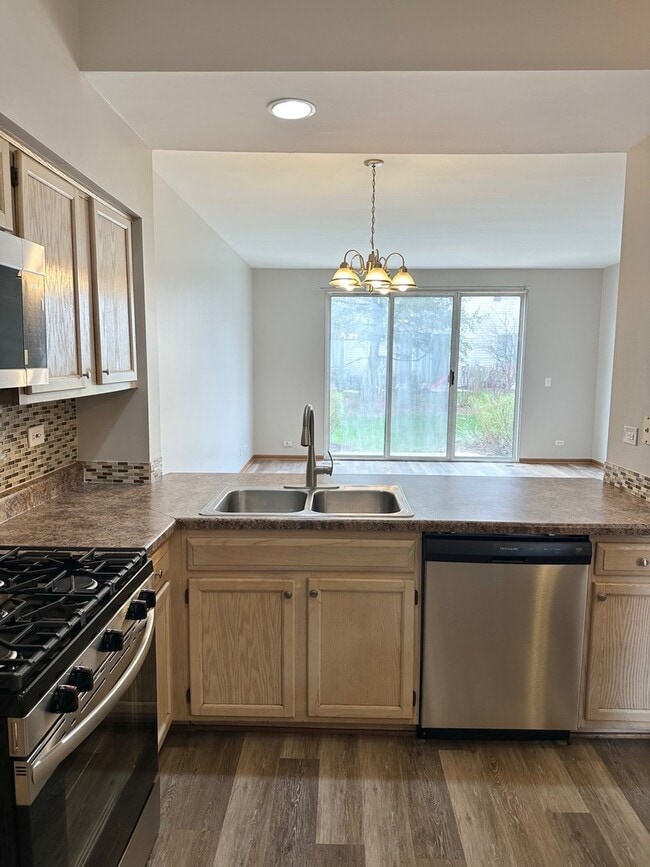 Photo - 125 Capella Ct