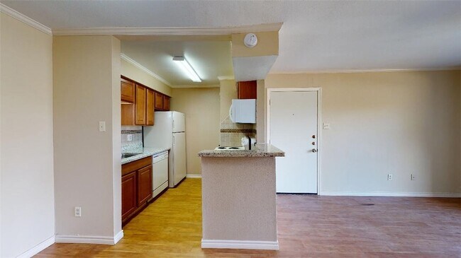 Photo - 904 University Oaks Blvd Unidad 1