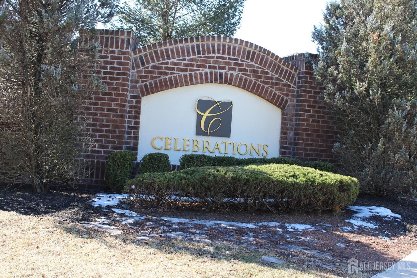 Photo - 446 Micali Way