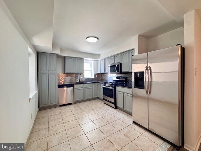 Photo - 1136 Mt Vernon St