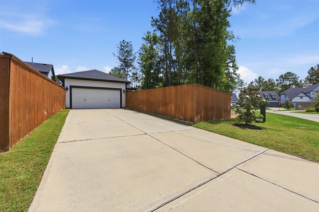 Photo - 523 Knolly St