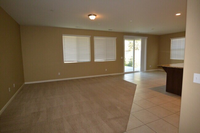 Photo - 6250 W Vine Ave