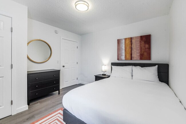 1801 S Yakima Ave Unit SI ID1045865P
