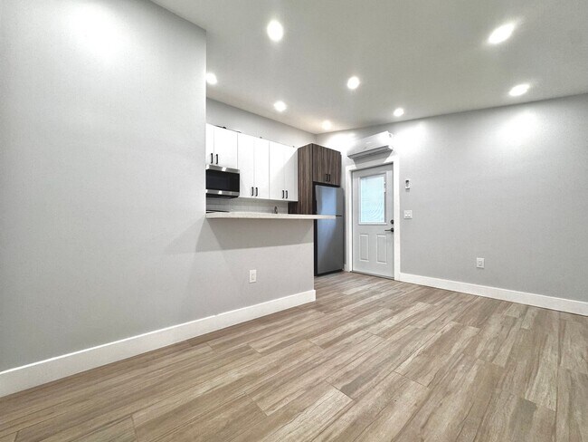 Photo - 1 Bedroom 1 Bathroom Efficiency