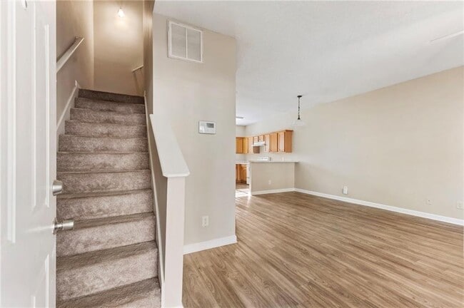 Photo - 6750 Sunset Hills Blvd