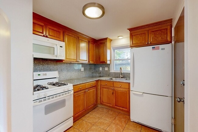Photo - 14 Grew Hill Rd Unit 1