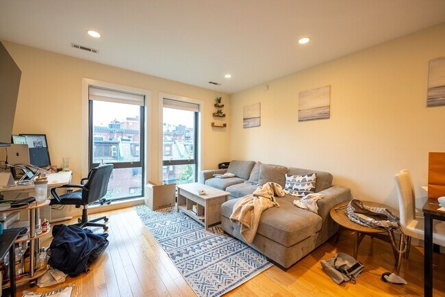 Photo - 9 Miner St Apartamento Unidad 304
