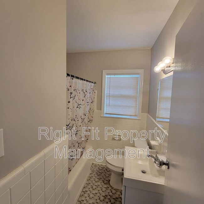 Photo - 3960 Trask Dr