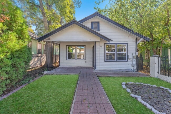 Photo - All Units Are Available With Brandnew Full Appliance Package