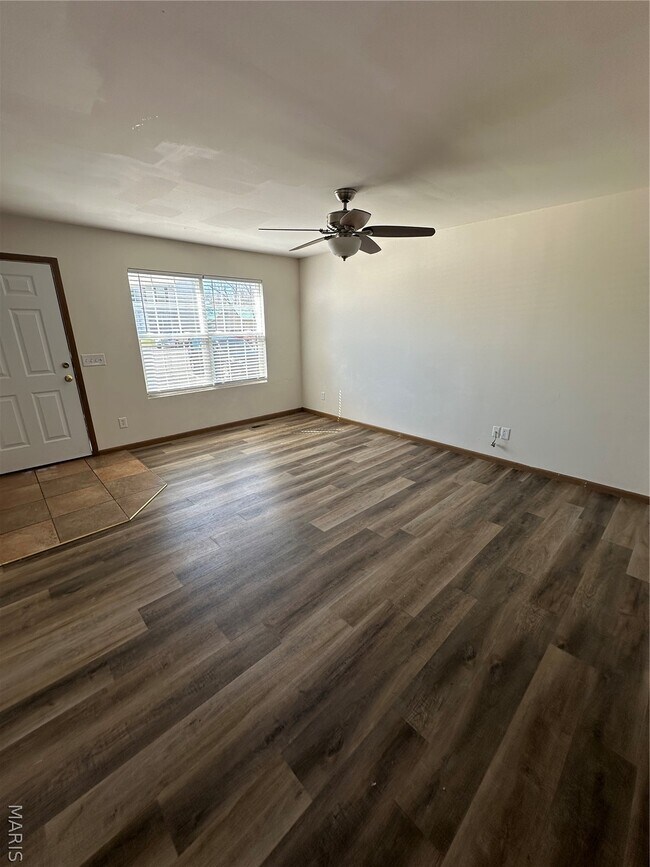 Photo - 231 Truman Ct