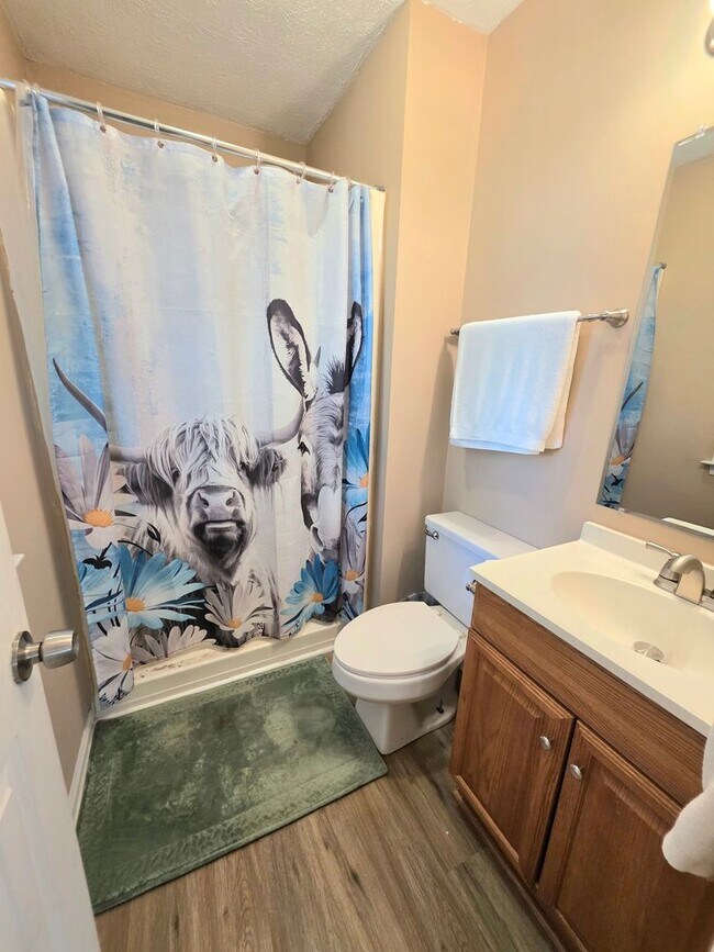 Photo - Move In Ready 3 Bedroom Ranch!