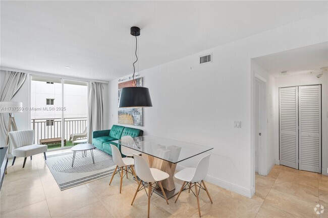 Building Photo - 185 SE 14th Terrace Unit 2602 Rental
