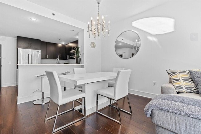 Photo - 1100 Maxwell Ln Unit 418