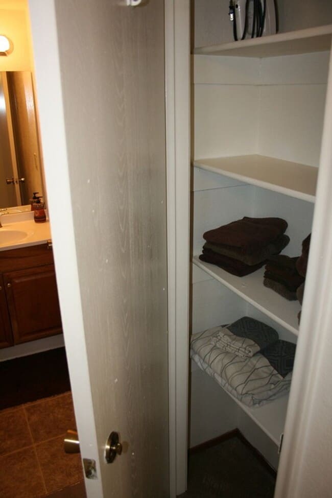 Photo - Mountain Village Apartments