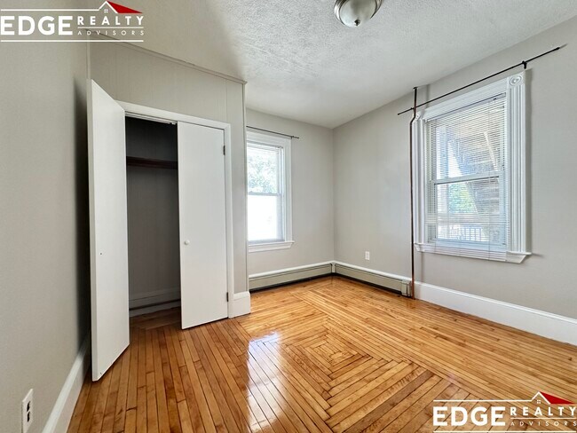 Photo - 315 Warren St Unit 2