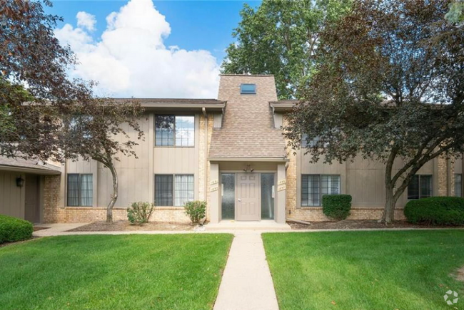 Building Photo - 1873 Meadow Dale Ct Rental