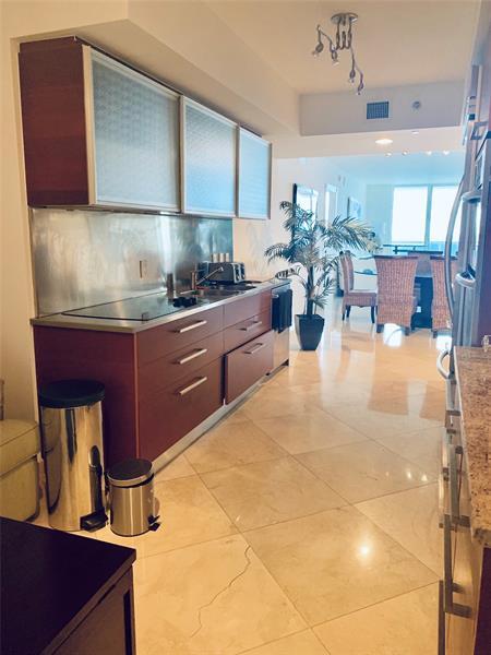 Photo - 1850 S Ocean Dr Unidad 4202