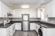 3BR, 2BA - 1,372SF - Kitchen