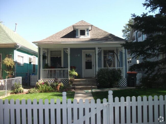 Building Photo - 2220 W Kiowa St Rental