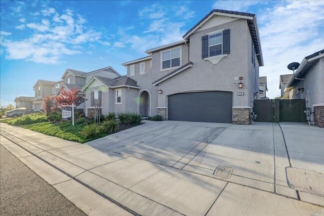 Photo - Beautiful 4 Bedroom Home in Brighton Landing – Vacaville