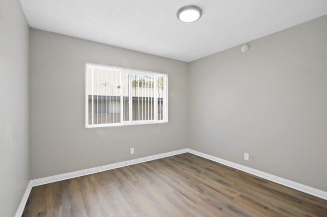 1425 W Stoneridge Ct