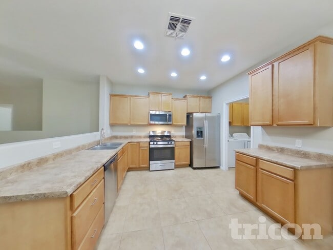 Photo - 1150 E Renegade Trail