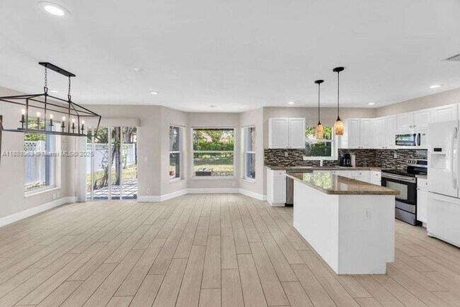 Photo - 10766 Crescendo Cir